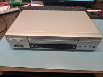 LG LV4981 VHS Videorecorder met Afstandsbediening | 2dehands beschikbaar voor biedingen