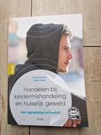 Handelen bij kindermishandeling en huiselijk geweld, Ophalen of Verzenden, Zo goed als nieuw, Linda Douma; Medi Hoes, Nederlands