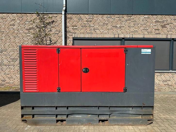 Atlas-Copco QAS 60 Perkins Stamford 60 kVA Silent Rental gen, Zakelijke goederen, Machines en Bouw | Aggregaten, Ophalen of Verzenden