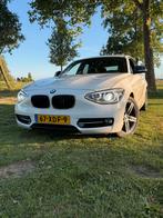 BMW 1-Serie 116I 100KW 5DR Aut8 2012 Wit, 65 €/maand, 4 cilinders, Wit, Origineel Nederlands