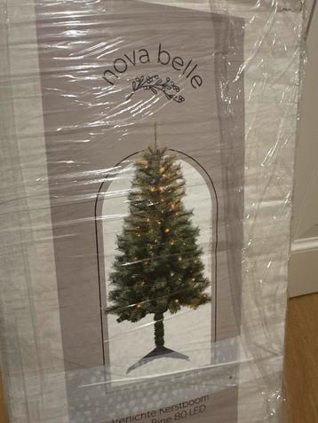 Kerstboom 120cm beschikbaar voor biedingen