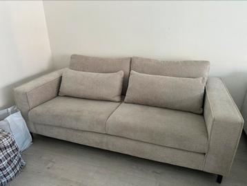 Beige bank ZSM WEG!!