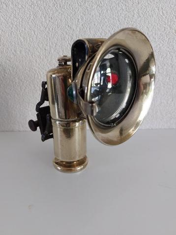 Carbidlamp of kaarslamp gezocht beschikbaar voor biedingen