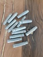 Pluggen van ijzer voor in muur of zachte wand, Ophalen of Verzenden, Pluggen