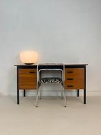 Vintage bureau + gratis levering, Gebruikt, ÅTMØS, Dorpstraat 63 Maasbree, Info@atmosvintagedesign.nl