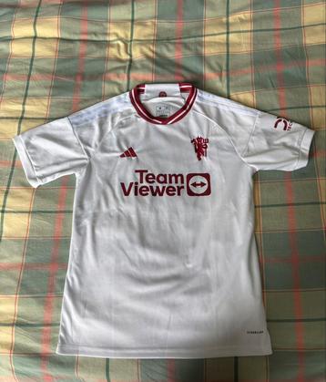 Manchester united 23/24 third kit beschikbaar voor biedingen