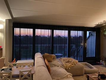 Inbetween gordijnen zwart beschikbaar voor biedingen