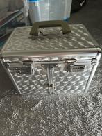 Beautycase, Ophalen, Zo goed als nieuw
