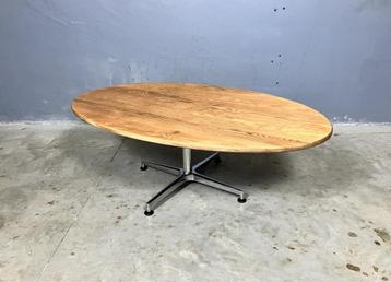 Sale: Salontafel ovaal vintage massief eiken chroom beschikbaar voor biedingen