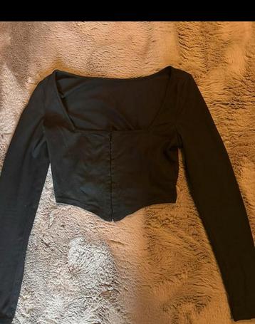 Zwart topje maat s beschikbaar voor biedingen