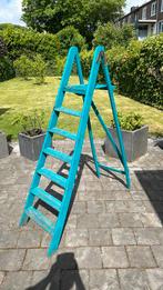 Brocante houten oude trapladder decoratief 1,60 hoog, Antiek en Kunst, Ophalen of Verzenden