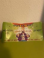 Boekje Hasj en wiet waneer wel wanneer niet., Verzamelen, Rookartikelen, Aanstekers en Luciferdoosjes, Ophalen of Verzenden, Gebruikt