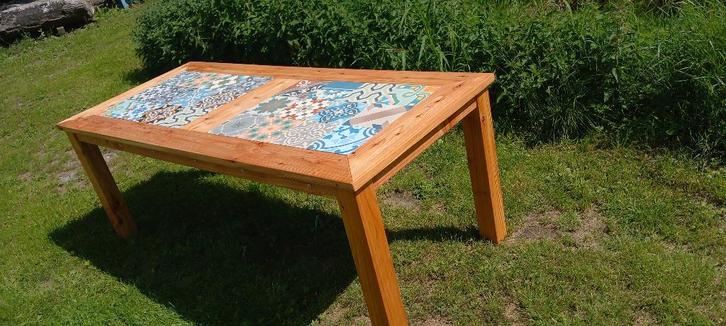 Tuintafel Douglas met Portugese tegels, Tuin en Terras, Tuintafels, Nieuw, Rechthoekig, Hout, Ophalen