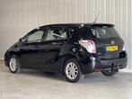 Toyota Verso 1.8 VVT-i Business, Voorwielaandrijving, 4 cilinders, Parkeersensor, Zwart