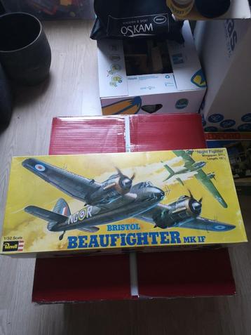 REVELL BRISTOL BEAUFIGHTER MK IF 1:32 beschikbaar voor biedingen