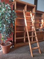 Prachtige teakhouten boekenkast / bibliotheekkast / wandkast, Ophalen, Zo goed als nieuw, X, X