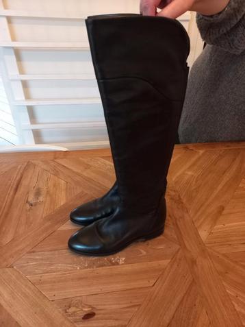 Clarks dameslaarzen in zeer goede staat te koop beschikbaar voor biedingen