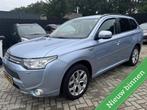 Mitsubishi Outlander 2.0 PHEV Instyle DAKJE / LEER / TREKHAA, Lichtsensor, 4 cilinders, Blauw, Bedrijf