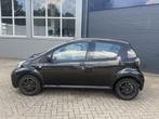 Toyota Aygo 1.0-12V Comfort Bj 2010 leuk beginners auto Airc, Voorwielaandrijving, Stof, Gebruikt, Zwart