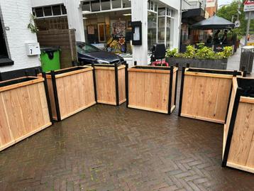 Douglas houten bloembakken, plantenbakken, buitensierpotten beschikbaar voor biedingen