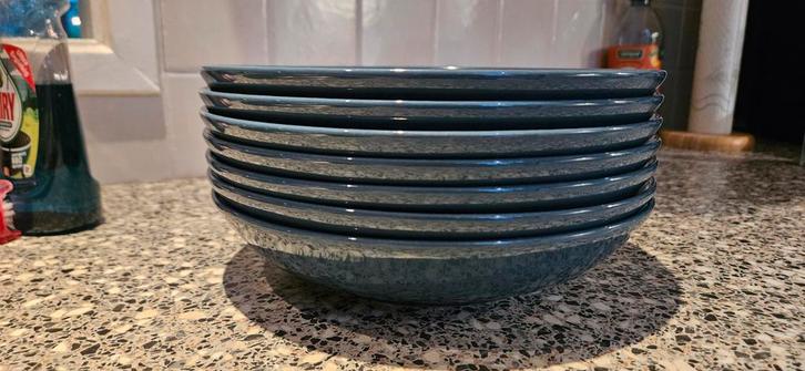 IKEA Fargklar diepe Borden - Set van 7, Huis en Inrichting, Keuken | Servies, Zo goed als nieuw, Bord(en), Effen, Aardewerk, Ophalen of Verzenden