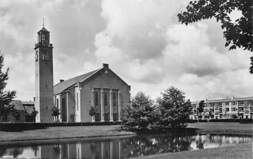 (301-179-033) Dordrecht Pauluskerk, Verzamelen, Ansichtkaarten | Nederland, Zuid-Holland, Verzenden