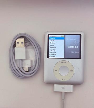 iPod Nano 3 Zilver 4GB (batterij versleten) beschikbaar voor biedingen