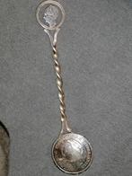 Stil verzet Wilhelmina lepel uitgesneden 1940-41, Ophalen of Verzenden, Overige soorten, Nederland, Overige typen