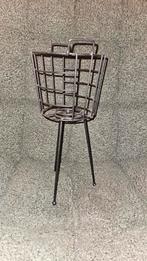 Twee plantenstandaards - Stijlvol & Praktisch, Minder dan 50 cm, Gebruikt, Minder dan 50 cm, Ophalen of Verzenden