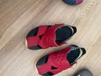 Nike jordan flare schoenen sandalen rood, Ophalen of Verzenden, Zo goed als nieuw