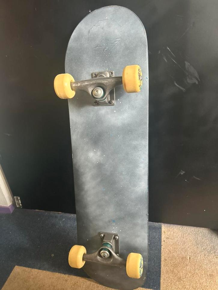 Custom skateboard, van goede kwaliteit, Sport en Fitness, Skateboarden, Zo goed als nieuw, Skateboard, Ophalen of Verzenden