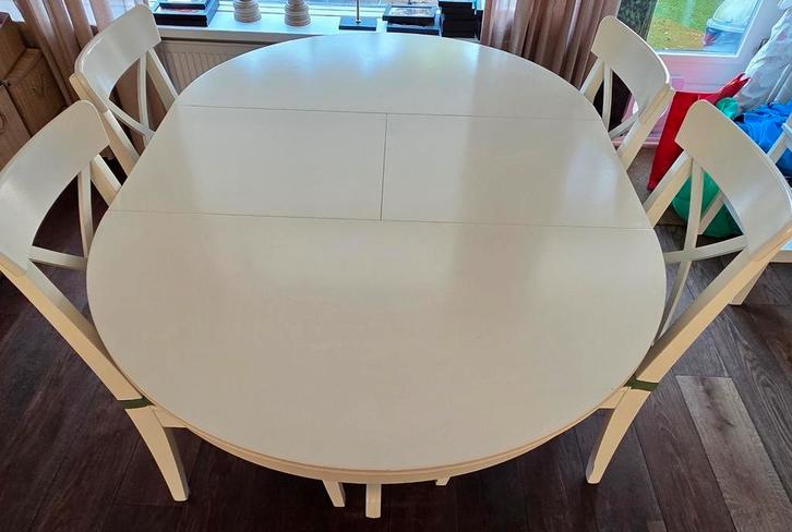 Complete eettafel en 4 stoelen, Huis en Inrichting, Complete eetkamers, Gebruikt, 4 tot 6 stoelen, Ophalen