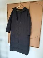 COS Zwarte Donsjas - Maat S, Kleding | Dames, Jassen | Winter, Ophalen of Verzenden, Gedragen, Maat 36 (S), Zwart