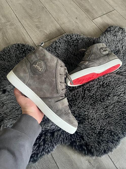 Christian Louboutin Strap Suede Grey Size 41, Kleding | Heren, Schoenen, Zo goed als nieuw, Sneakers of Gympen, Overige kleuren