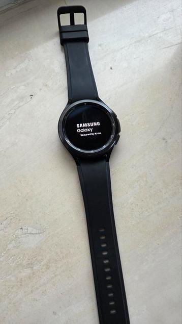 Samsung Galaxy Watch 4 classic  beschikbaar voor biedingen