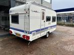 Hobby De luxe Easy met zonnepaneel en accu ((zondag open)), Standaardzit, Dwarsbed, Bedrijf, Tot en met 4