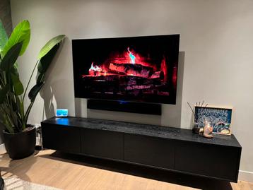Eiken fineer tv meubel hangend beschikbaar voor biedingen