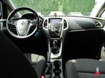 Opel Astra Sports Tourer 1.4 Cosmo, Voorwielaandrijving, 101 pk, 4 cilinders, Zwart