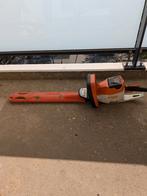 STIHL HSA 56 heggenschaar aangeboden, Ophalen, Zo goed als nieuw, Accu