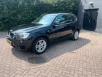 BMW X3 20I Xdrive Aut8 2015 Zwart, Auto's, 101 €/maand, 4 cilinders, 2000 kg, Zwart