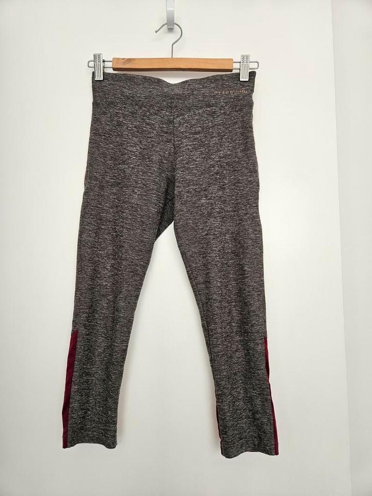 Oysho Sportlegging – Maat S | 3/4 Lengte | Grijs & Wijnrood, Kleding | Dames, Sportkleding, Zo goed als nieuw, Fitness of Aerobics