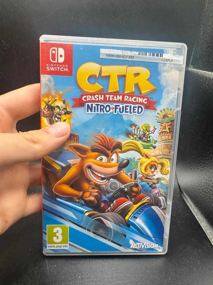 Crash Team Racing Nitro-Fueled - Nintendo Switch, Spelcomputers en Games, Games | Nintendo Switch, Zo goed als nieuw, Racen en Vliegen