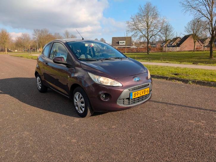 Ford Ka 1.2 nieuwe apk, Auto's, Ford, Particulier, Ka, Benzine, B, Hatchback, Handgeschakeld, Origineel Nederlands, Bruin, Voorwielaandrijving