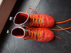 Voetbalschoenen maat 33 decathlon rood oranje, Ophalen of Verzenden, Gebruikt, Schoenen
