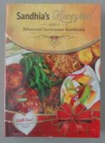 Sandhia's Recepten deel 5  Bekroond Surinaams Kookboek 87126, Boeken, Kookboeken, Ophalen of Verzenden, Zo goed als nieuw