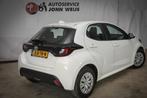 Toyota Yaris 1.0 VVT-i Active, achteruitrijcamera, airco, Voorwielaandrijving, Stof, Gebruikt, Wit