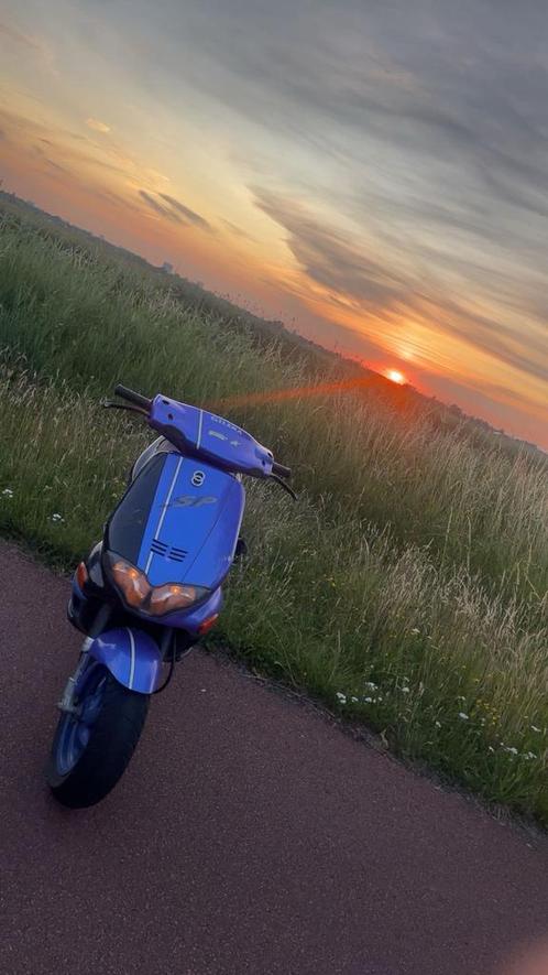 Gilera Runner DD, Fietsen en Brommers, Scooters | Piaggio, Zo goed als nieuw, Overige modellen, Ophalen