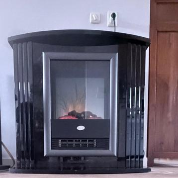 Elektrische kachel met sfeerverlichting  beschikbaar voor biedingen