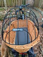 Rieten fietsmand voor hond., Fietsen en Brommers, Fietsaccessoires | Fietsmanden, Ophalen, Zo goed als nieuw, Fietsmand, Basil