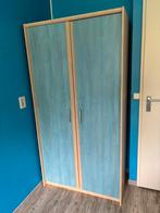Stijlvolle Kledingkast met Blauwe Deuren, Ophalen, Met hangruimte, 50 tot 100 cm, Zo goed als nieuw